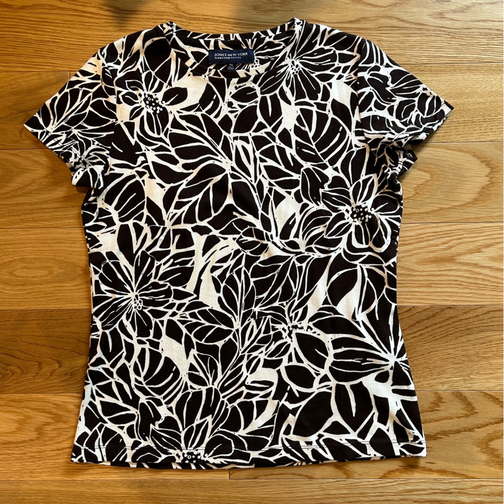 Jones New York short sleeve